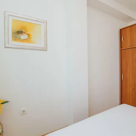 Marinela Apartment
