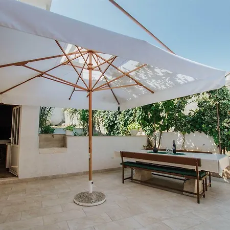 Apartment Marinela